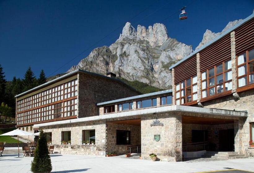 Parador De Fuente De