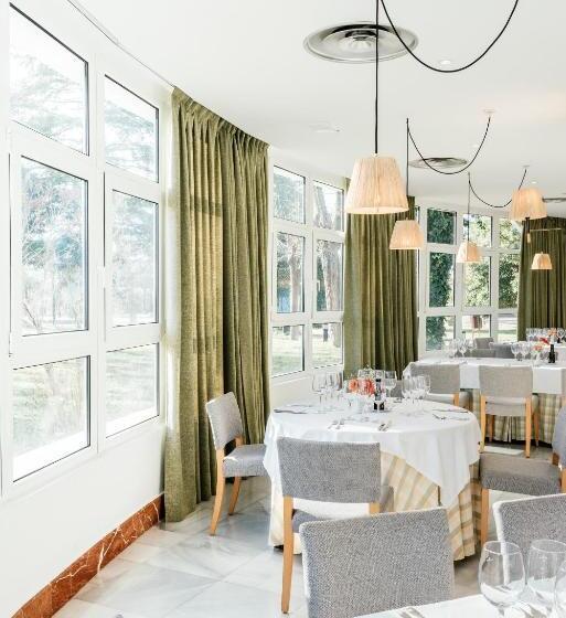 Parador De Manzanares