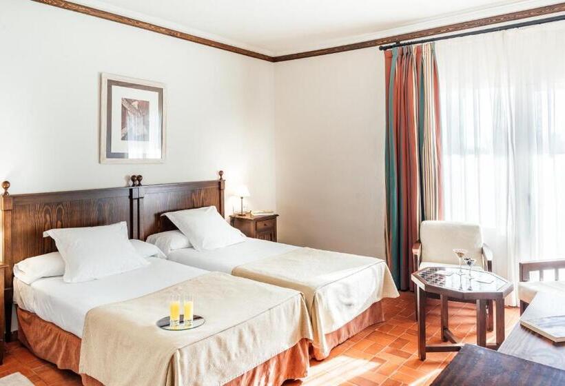 Parador De Manzanares