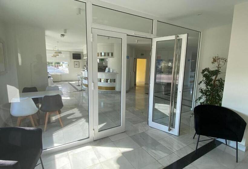 استراحتگاه Playamar Spa