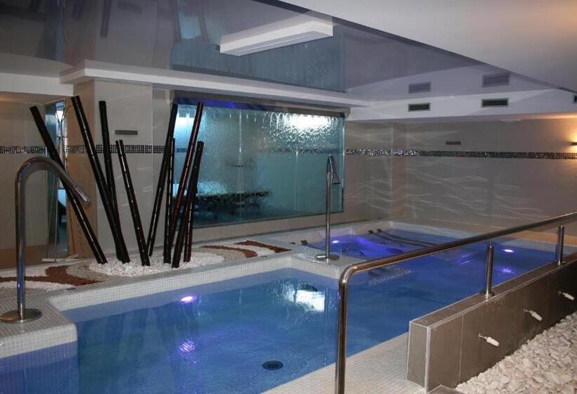 استراحتگاه Playamar Spa