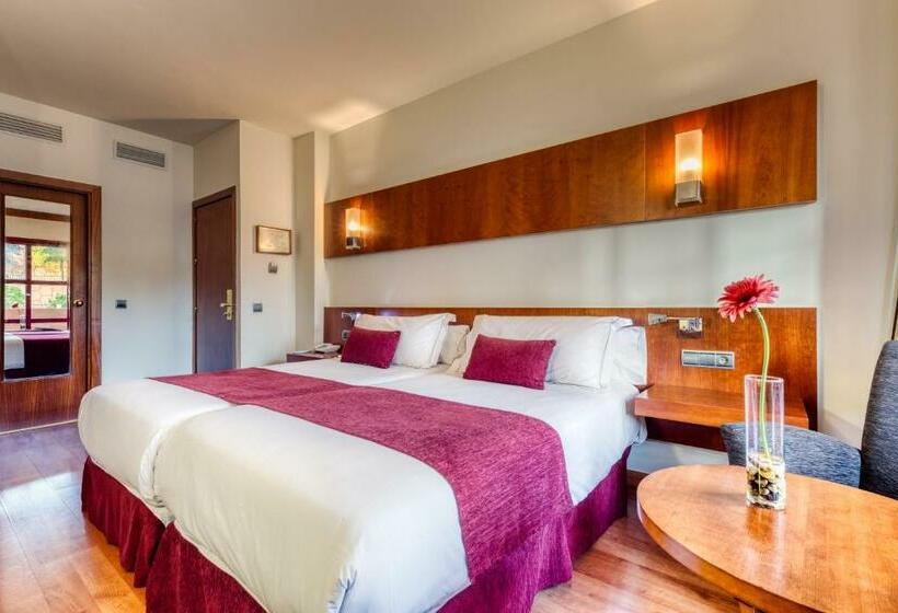 هتل Senator Huelva