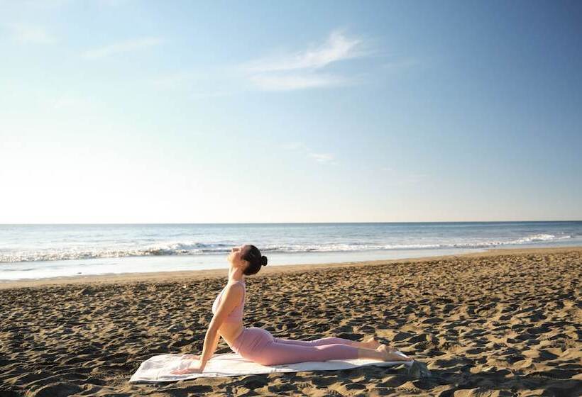 Corallium Beach by Lopesan Hotels - Adults Only