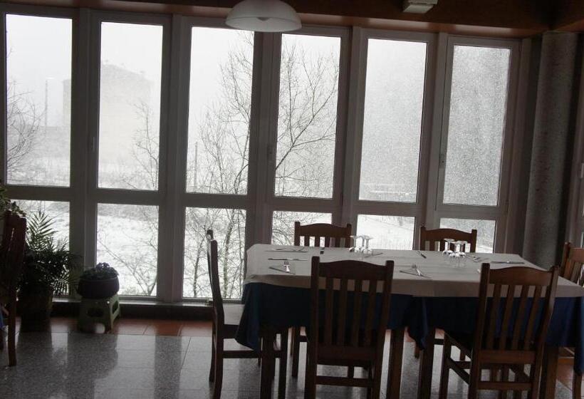 בית מלון כפרי A Veiga