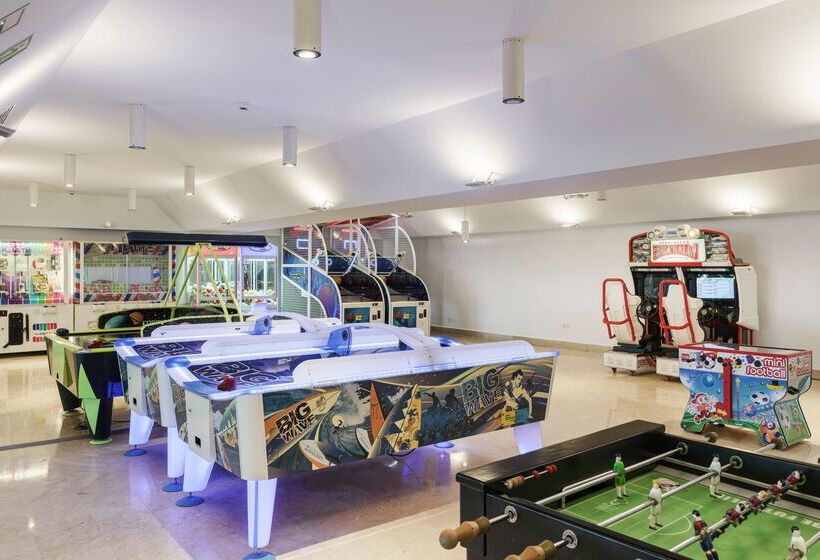 Отель Aluasun Doblemar