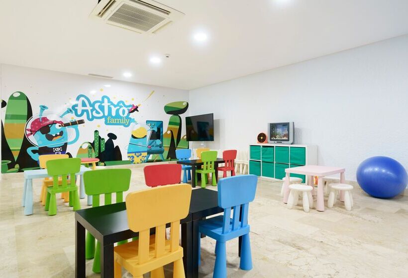 Отель Aluasun Doblemar