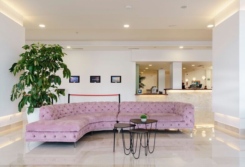 Отель Aluasun Doblemar