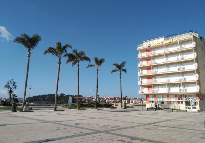 Отель Apartamentos Rotilio