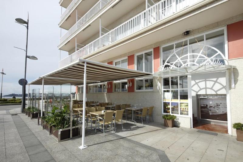 Отель Apartamentos Rotilio