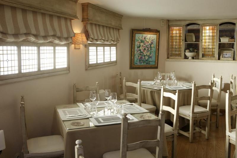 هتل Apartamentos Rotilio