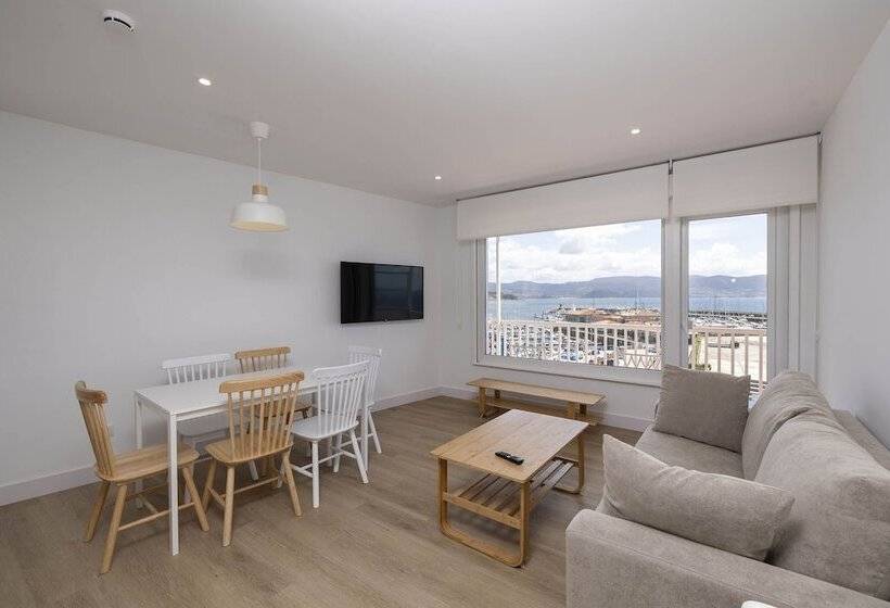 Отель Apartamentos Rotilio