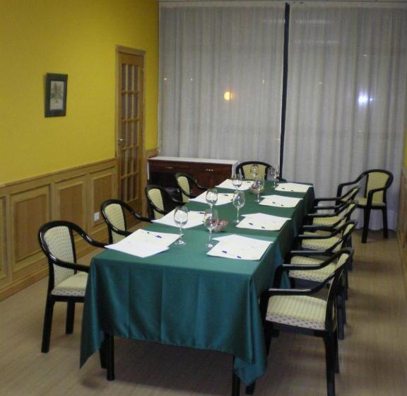 호텔 Auditorio Santiago & Spa