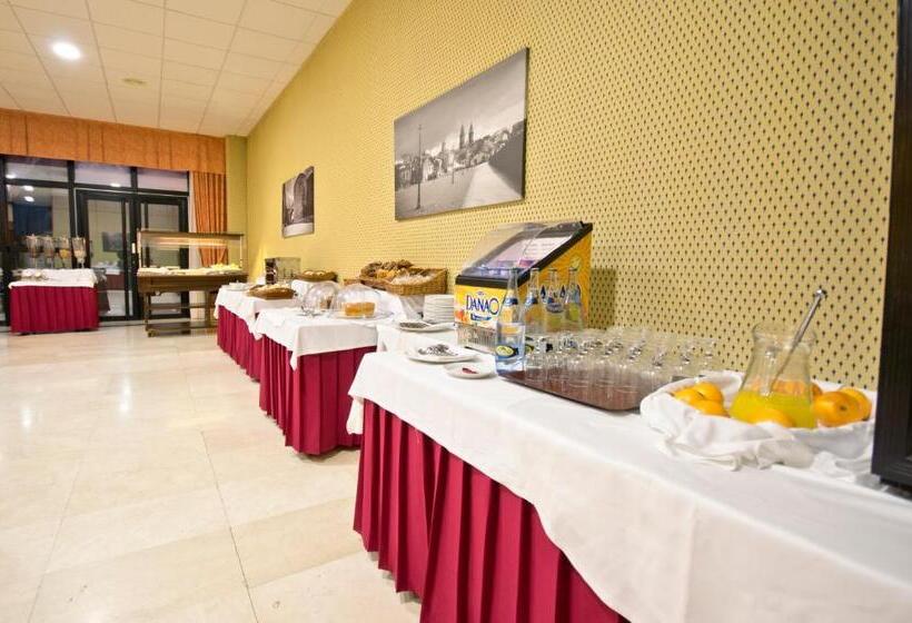 호텔 Auditorio Santiago & Spa