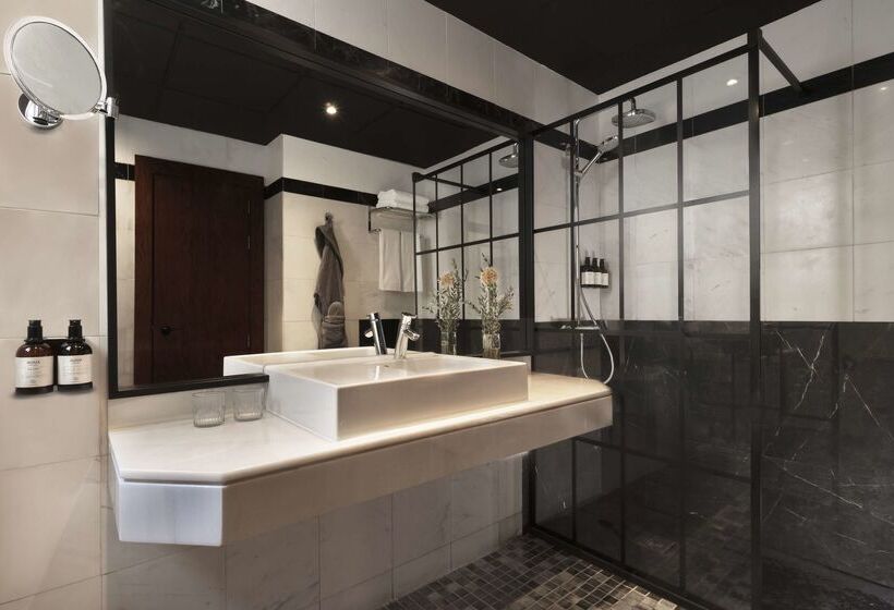 Avani Alonso Martinez Madrid Hotel Previously Nh Alonso Martinez