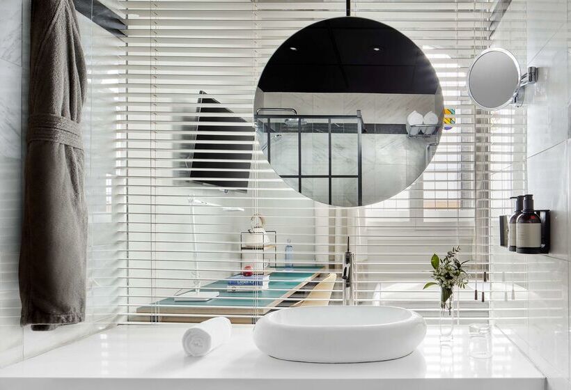 Avani Alonso Martinez Madrid Hotel Previously Nh Alonso Martinez