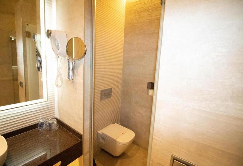 בית מלון כפרי Es Urbanos N Avenida De España