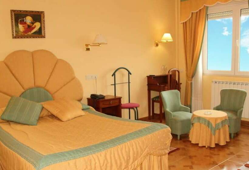 ホテル Avenida Iii