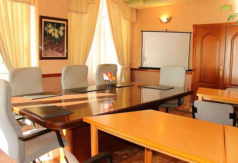 ホテル Avenida Iii