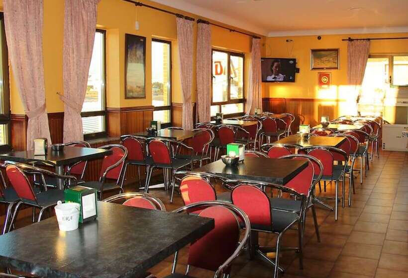 ホテル Avenida Iii