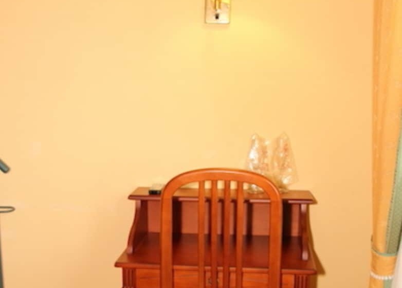 ホテル Avenida Iii