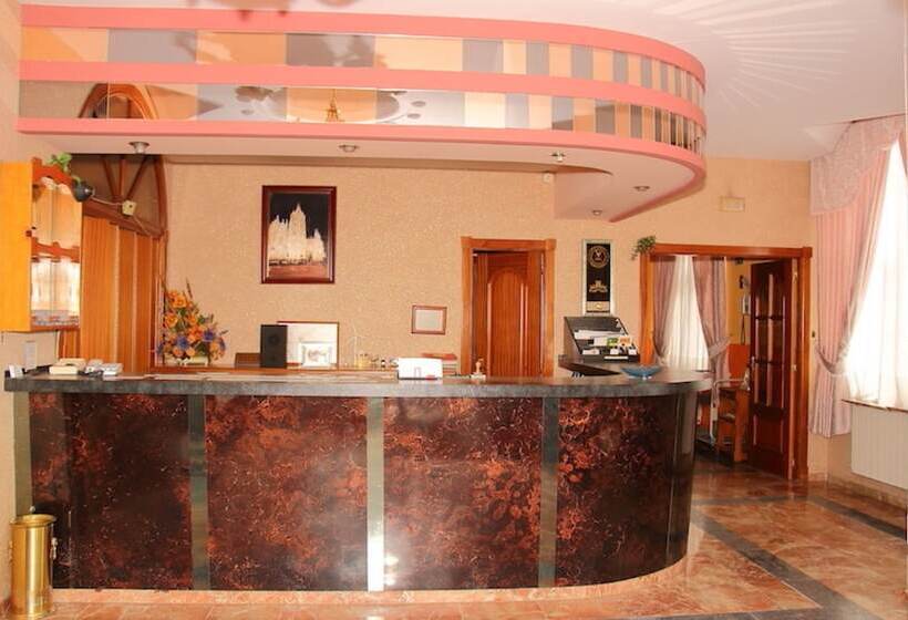 ホテル Avenida Iii