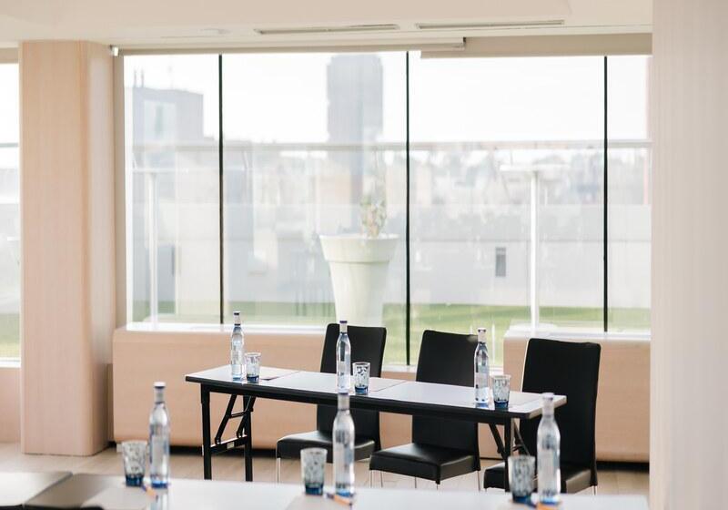 هتل Ayre Gran Colon