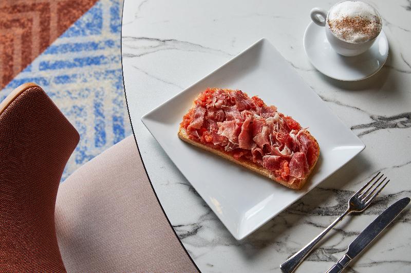 هتل Ayre Gran Colon