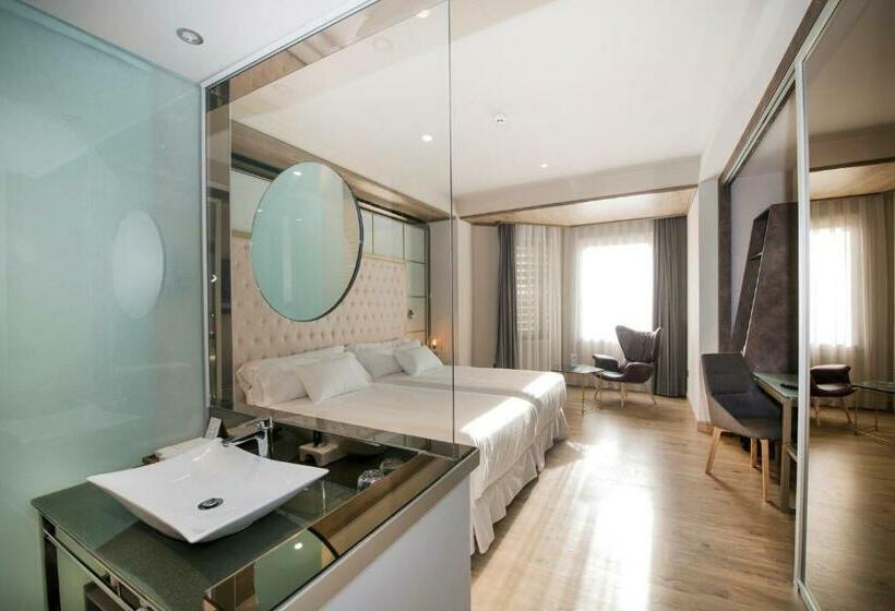 هتل Barcelo Ourense