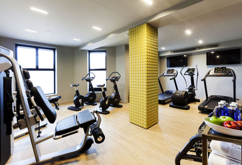 Отель Barcelo Emperatriz