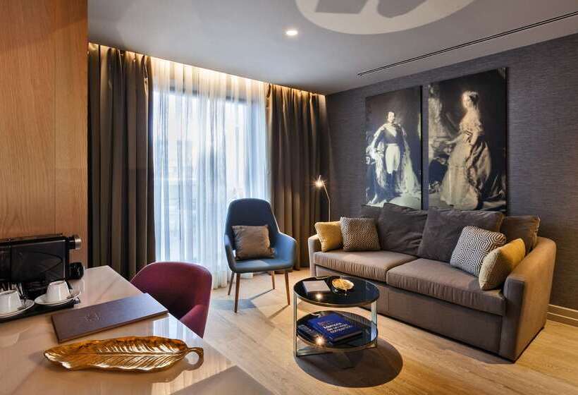 Отель Barcelo Emperatriz