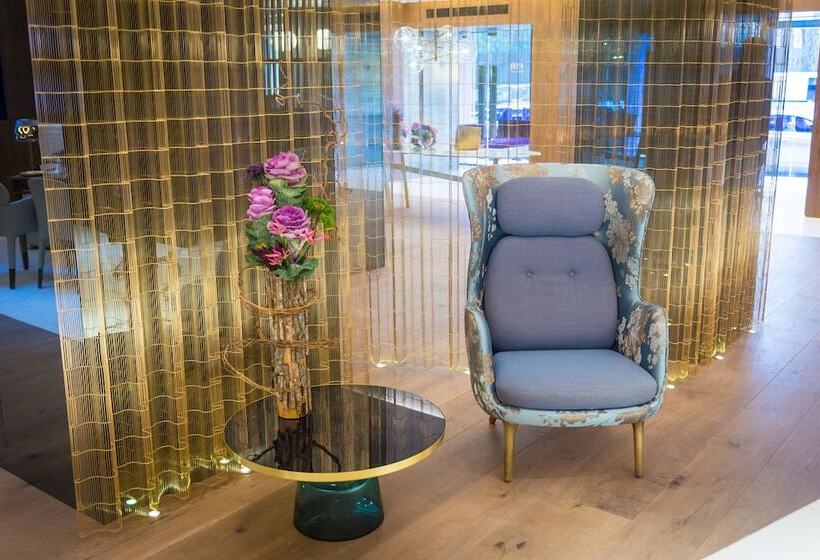 Отель Barcelo Emperatriz