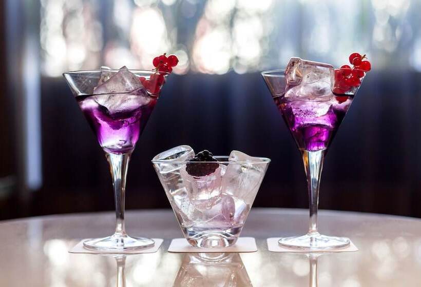 Отель Barcelo Emperatriz