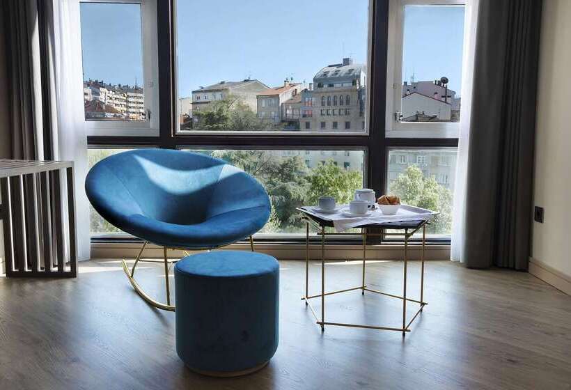 هتل Barcelo Ourense