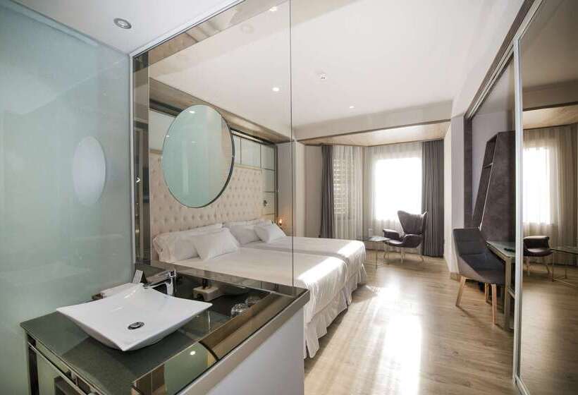 هتل Barcelo Ourense