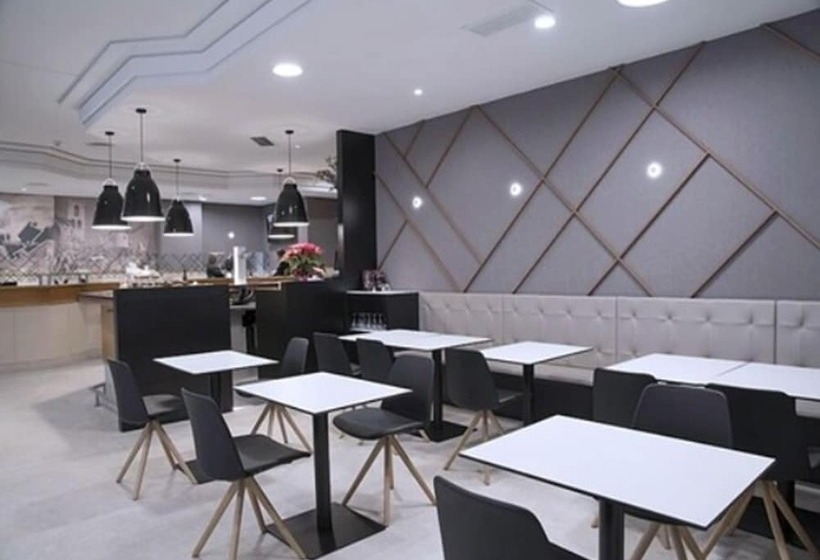 호텔 Blanca De Navarra