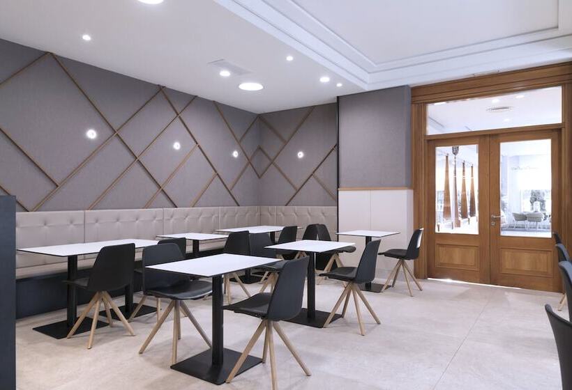 호텔 Blanca De Navarra