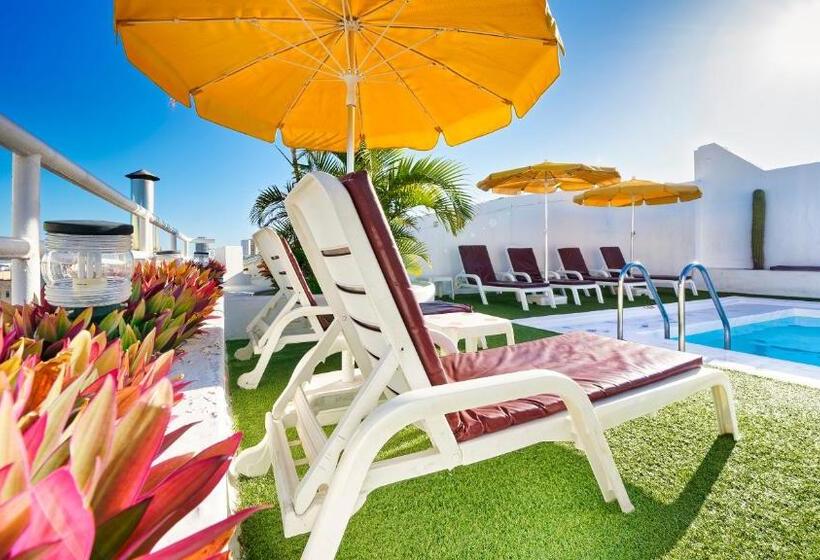 בית מלון כפרי Bull Astoria