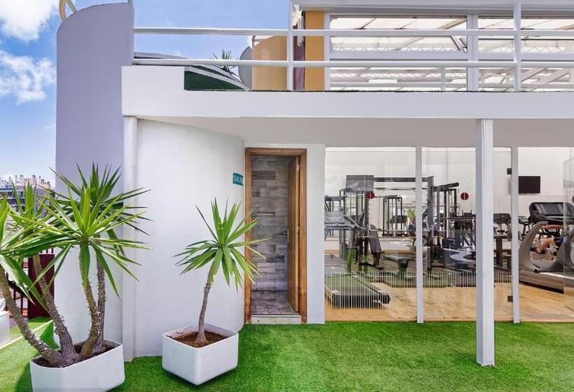 בית מלון כפרי Bull Astoria