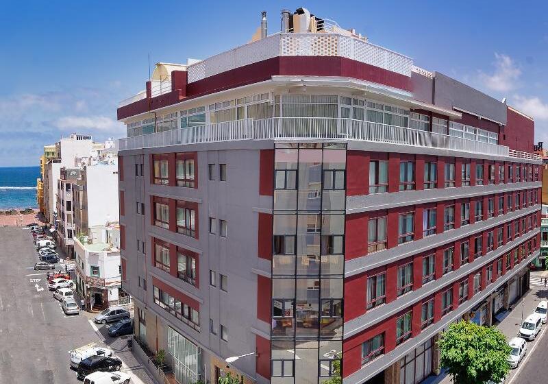 בית מלון כפרי Bull Astoria