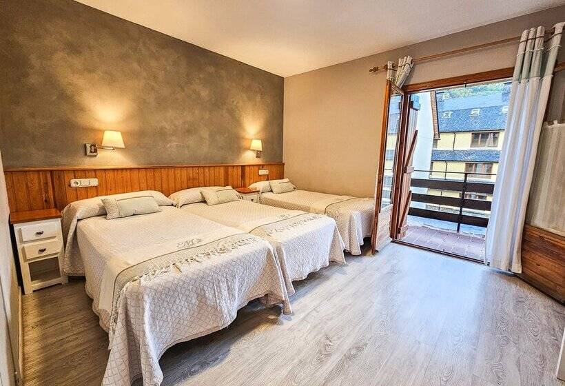 בית מלון כפרי Casa Morlans 3000