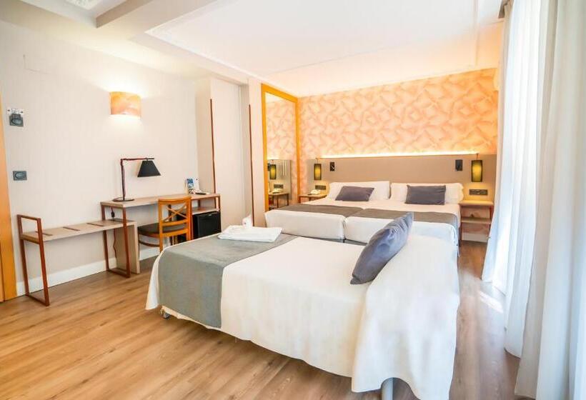 هتل Castilla Vieja