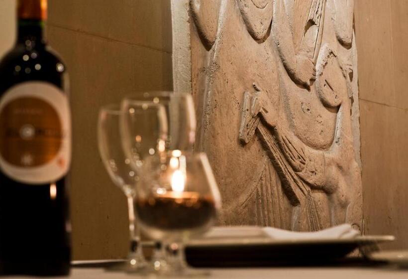 هتل Catalonia Conde de Floridablanca