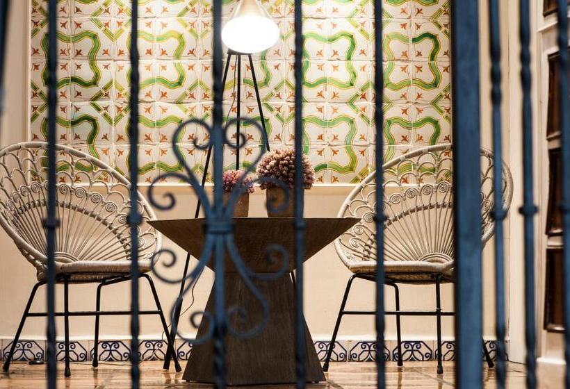 هتل Catalonia Conde de Floridablanca