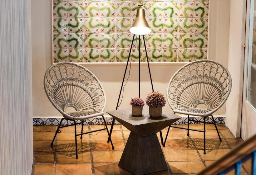 هتل Catalonia Conde de Floridablanca