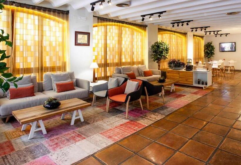 هتل Catalonia Conde de Floridablanca