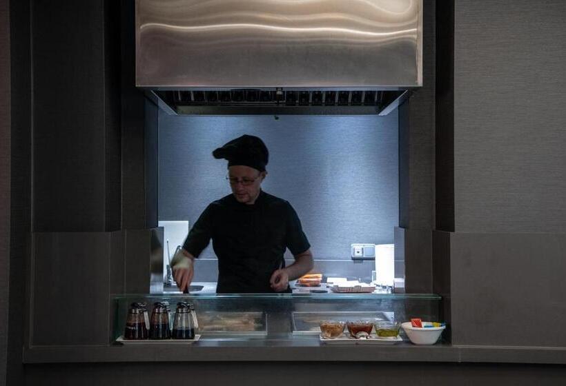 فندق Catalonia Gran Via Madrid