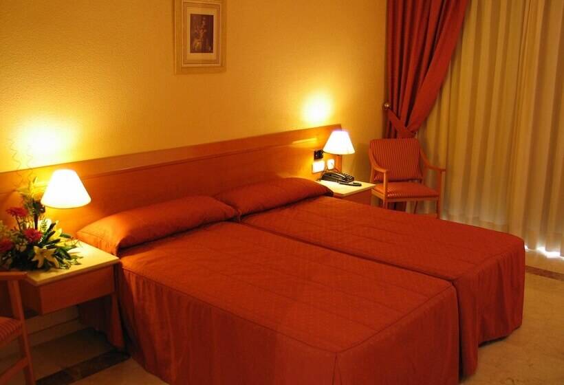 هتل Central Caravaca