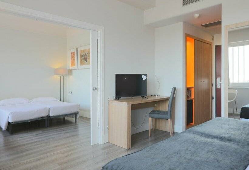 هتل Chamartín The One