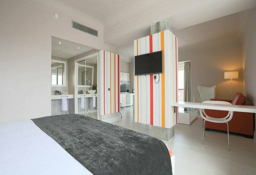 هتل Chamartín The One