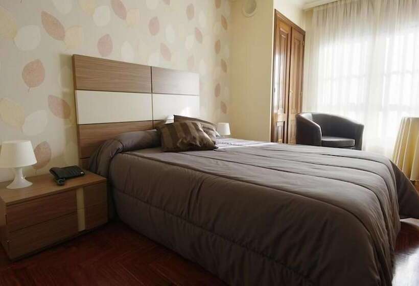 هتل City Express Comercio